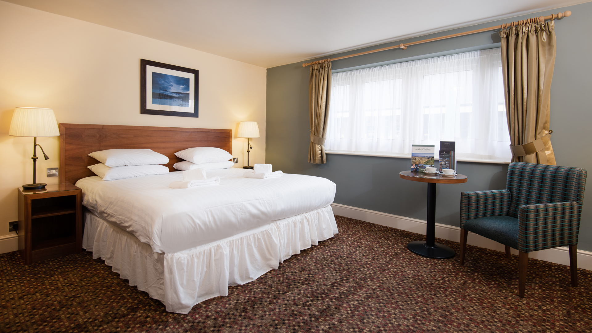 Double bedroom at The Hogs Head Inn