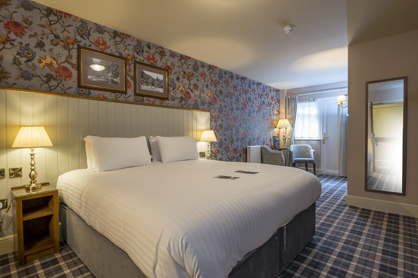 The Swallow Falls Inn room