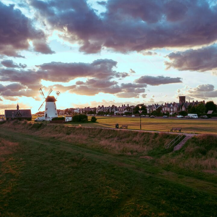 dog walks lancashire, lytham